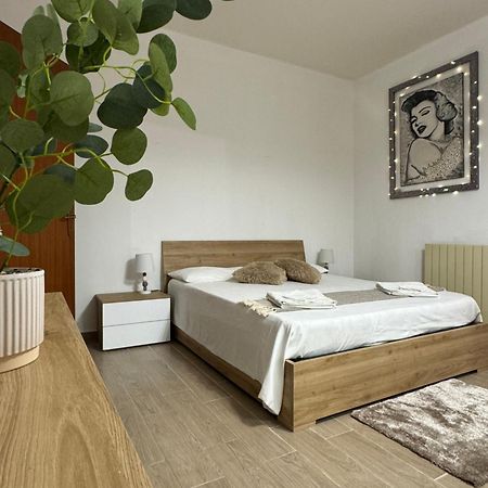 Апартаменты Casa Sole Sofie Aci Catena Экстерьер фото