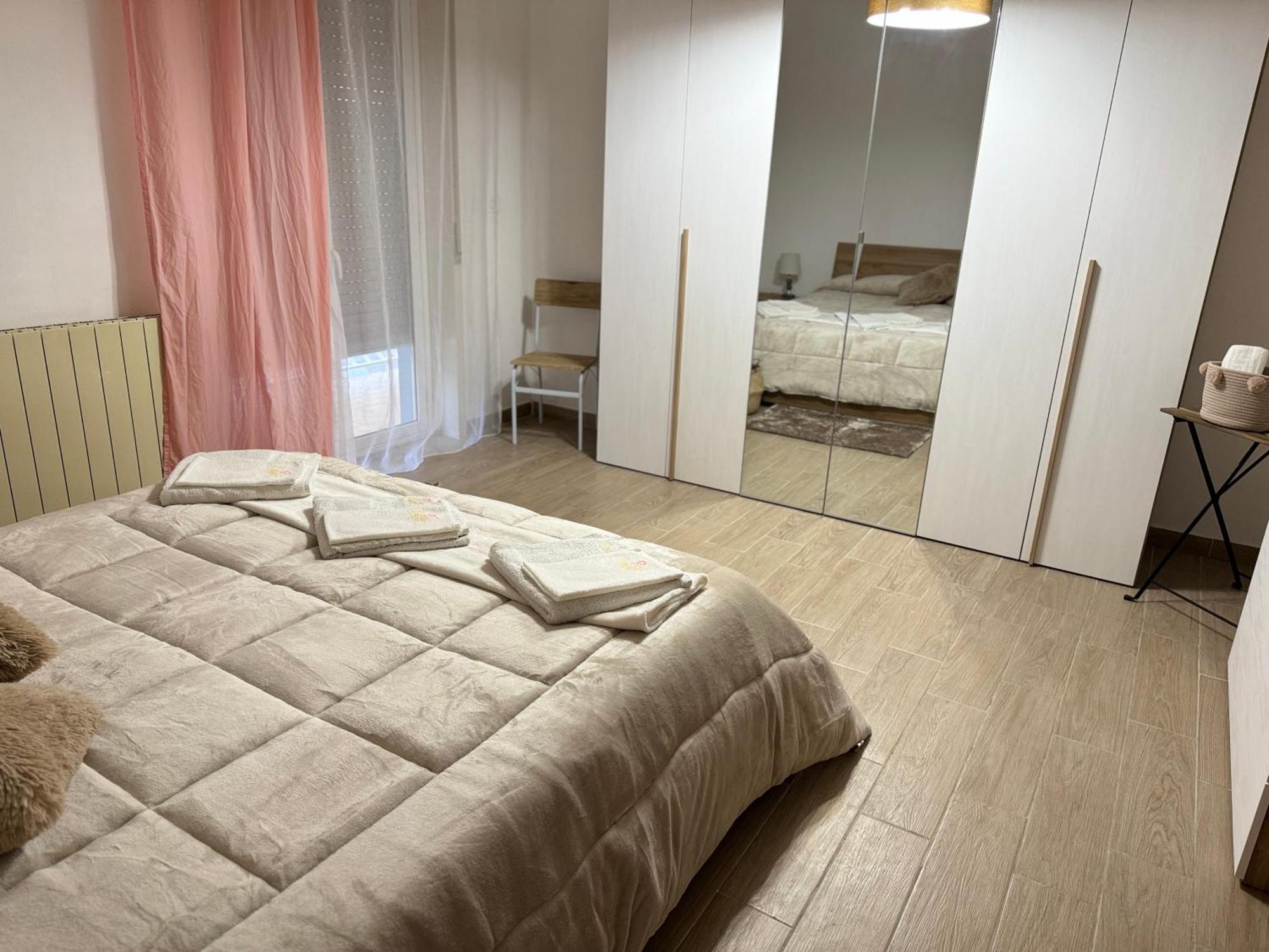 Апартаменты Casa Sole Sofie Aci Catena Экстерьер фото