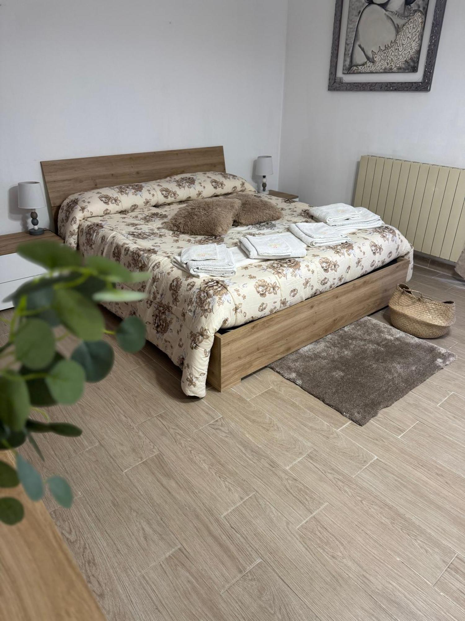 Апартаменты Casa Sole Sofie Aci Catena Экстерьер фото